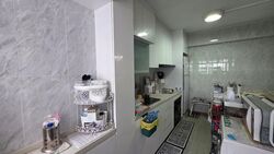 Blk 337 Jurong East Avenue 1 (Jurong East), HDB Executive #573983511